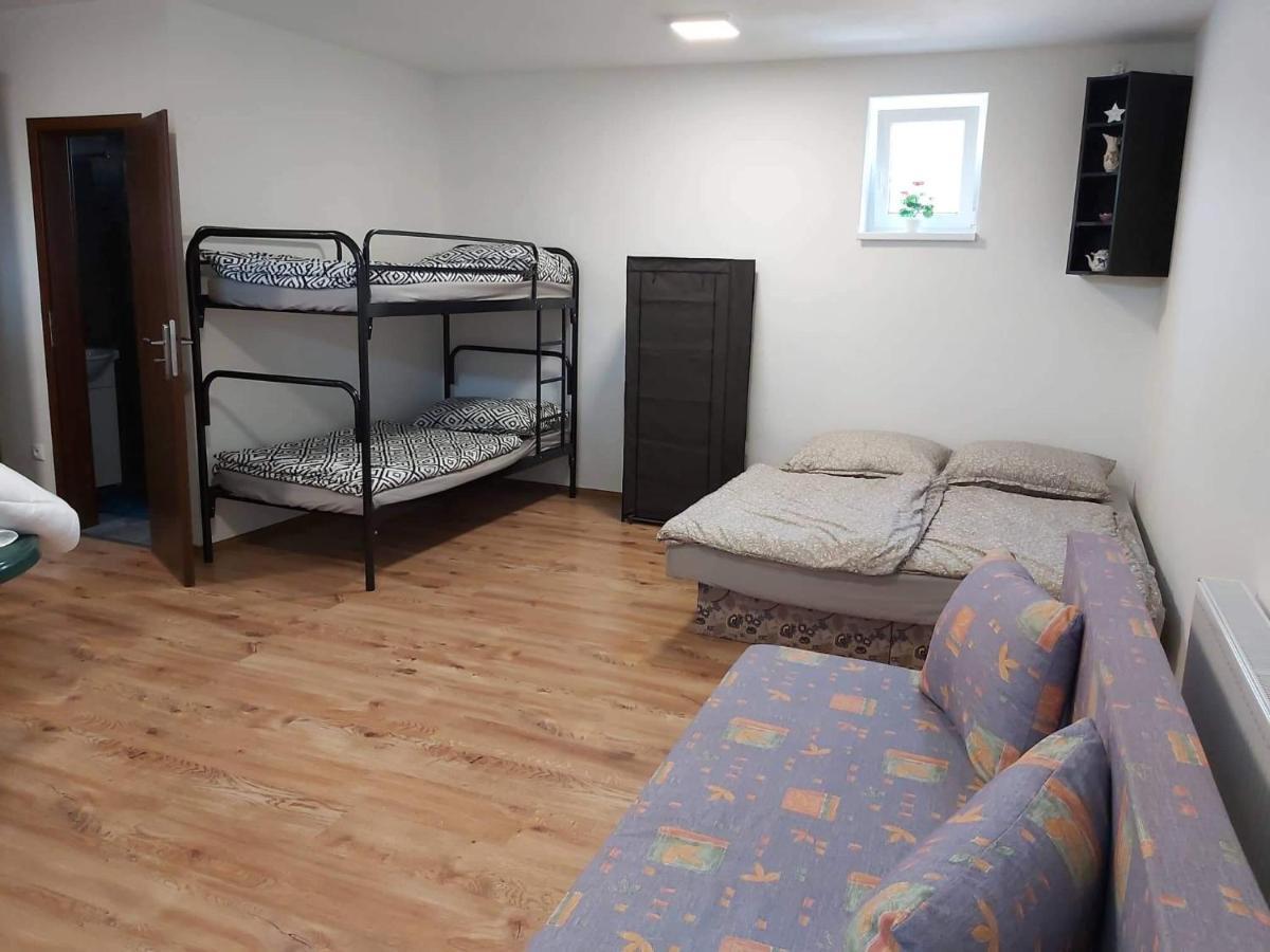 Bekivi Apartmany Dunajská Streda Exterior foto