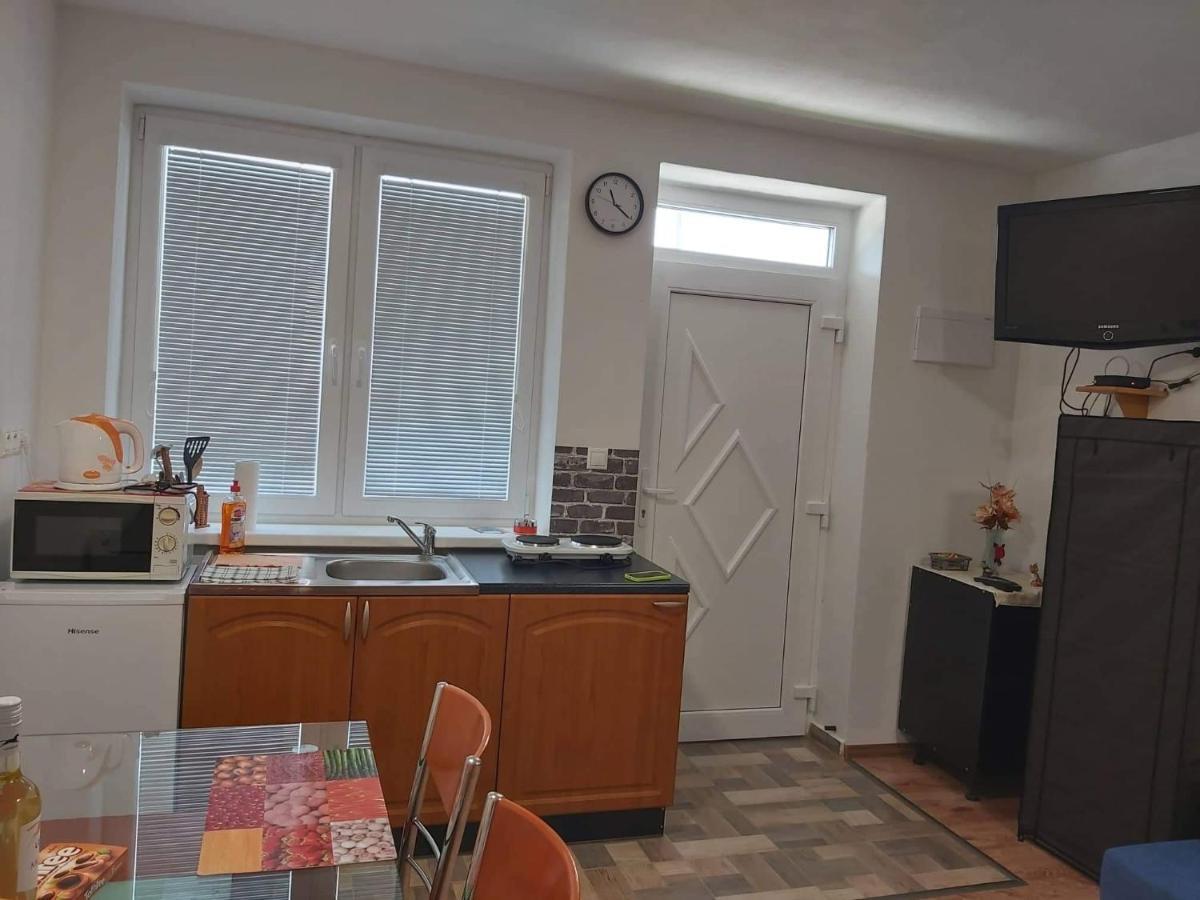 Bekivi Apartmany Dunajská Streda Exterior foto
