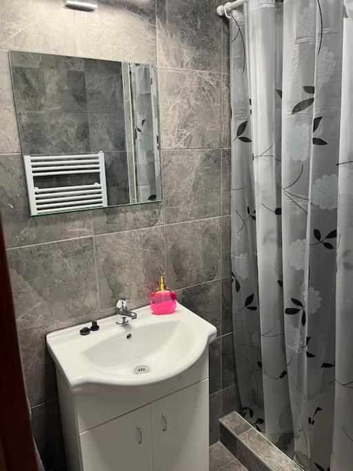 Bekivi Apartmany Dunajská Streda Exterior foto